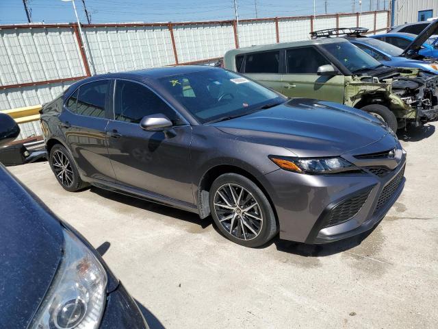 4T1G11AK0MU553534 - 2021 TOYOTA CAMRY SE GRAY photo 4