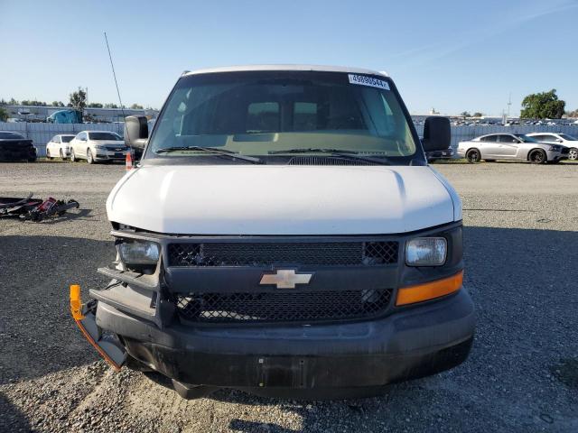 1GCGG25V361112563 - 2006 CHEVROLET EXPRESS G2 WHITE photo 5