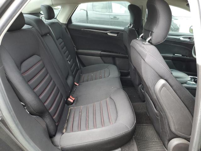 1FA6P0H78F5105488 - 2015 FORD FUSION SE GRAY photo 10