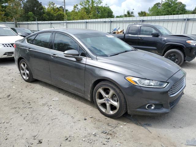 1FA6P0H78F5105488 - 2015 FORD FUSION SE GRAY photo 4