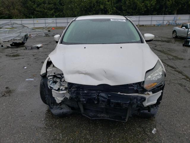 1FADP3N28DL191086 - 2013 FORD FOCUS TITANIUM WHITE photo 5