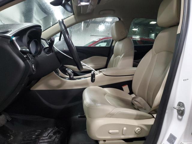 LRBFX2SA4JD017240 - 2018 BUICK ENVISION ESSENCE أبيض صورة 7