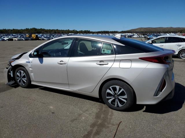 JTDKARFP0J3081886 - 2018 TOYOTA PRIUS PRIM 银色 照片 2