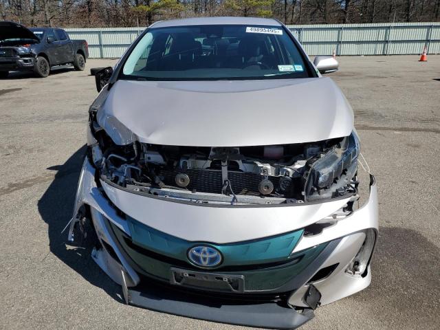JTDKARFP0J3081886 - 2018 TOYOTA PRIUS PRIM 银色 照片 5