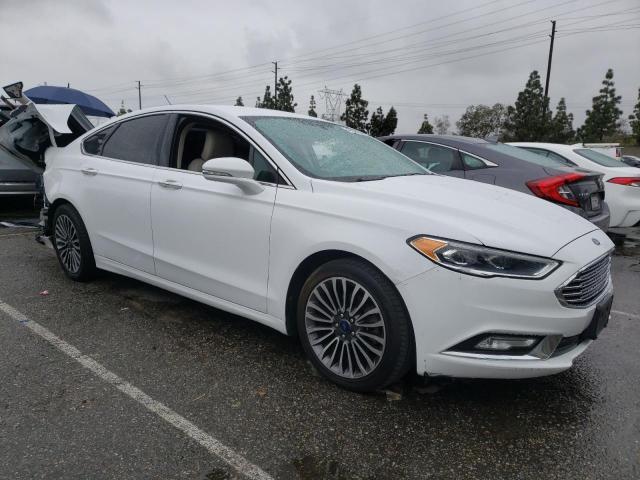 3FA6P0K93HR124086 - 2017 FORD FUSION TITANIUM WHITE photo 4