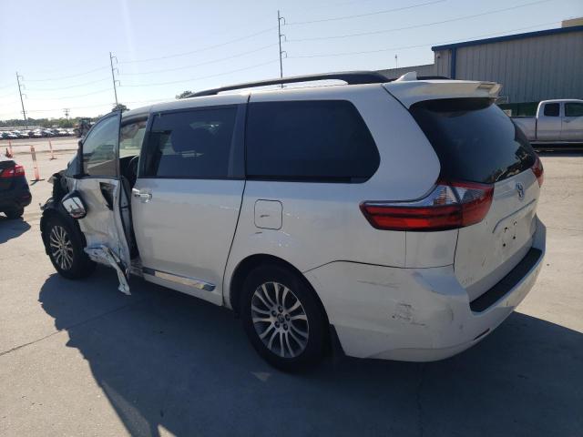 5TDYZ3DC6LS052782 - 2020 TOYOTA SIENNA XLE WHITE photo 2