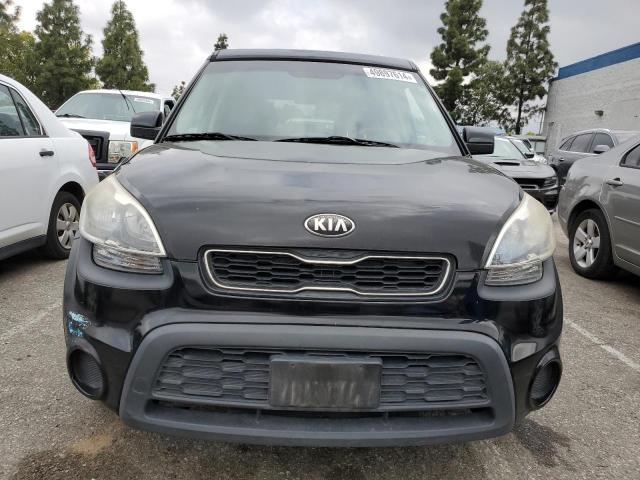 KNDJT2A56D7598643 - 2013 KIA SOUL BLACK photo 5