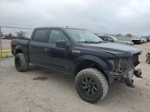 1FTEW1EG2JKE01362 - 2018 FORD F150 SUPERCREW BLACK photo 4