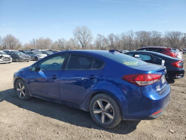 3KPFL4A71JE193241 - 2018 KIA FORTE LX BLUE photo 2