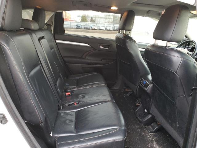 5TDJKRFH9GS234127 - 2016 TOYOTA HIGHLANDER XLE 白色 照片 11