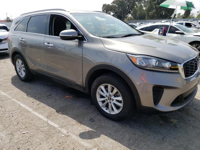 5XYPGDA30KG542805 - 2019 KIA SORENTO L TAN photo 4