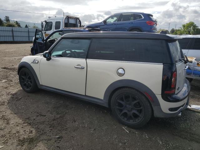 WMWMM3C54ATZ32620 - 2010 MINI COOPER S CLUBMAN WHITE photo 2