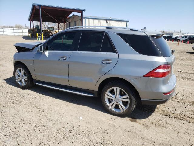 4JGDA5HB3CA000859 - 2012 MERCEDES-BENZ ML 350 4MATIC SILVER photo 2