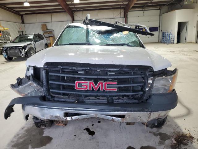 1GTN1TEX4DZ307148 - 2013 GMC SIERRA C1500 WHITE photo 5