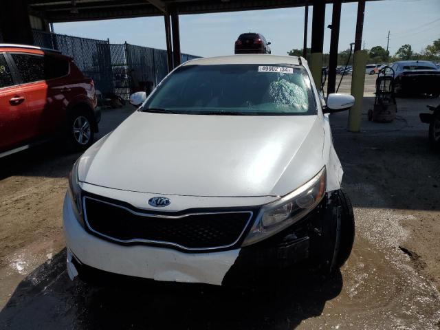 5XXGM4A78FG369525 - 2015 KIA OPTIMA LX WHITE photo 5