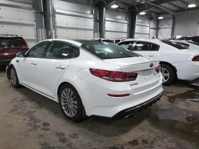 5XXGV4L24KG348678 - 2019 KIA OPTIMA SXL WHITE photo 3