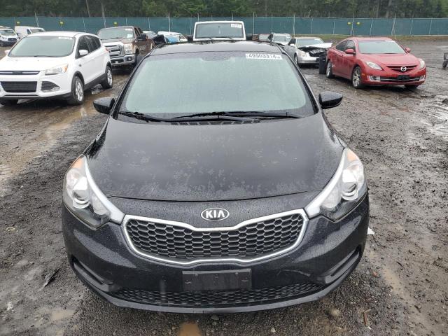 KNAFK4A65G5577034 - 2016 KIA FORTE LX BLACK photo 5