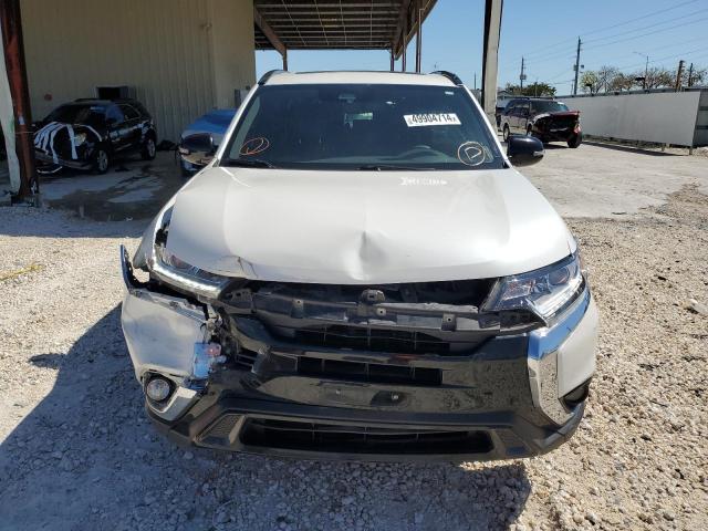 JA4AD3A32LZ046751 - 2020 MITSUBISHI OUTLANDER SE WHITE photo 5