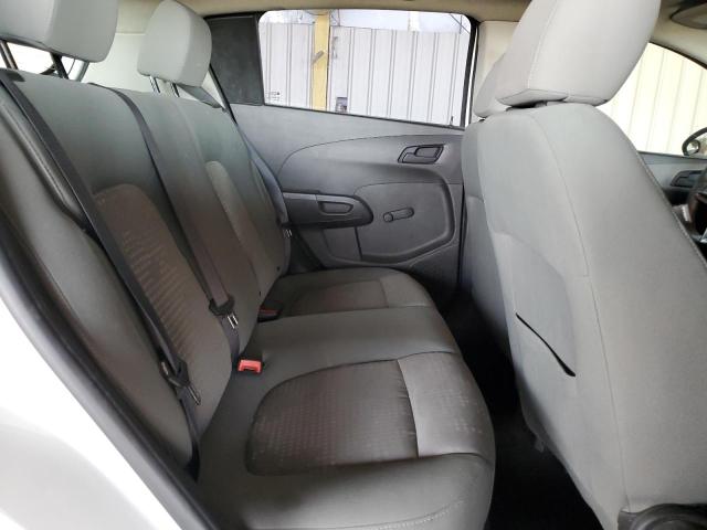 1G1JA6SH2G4174591 - 2016 CHEVROLET SONIC LS თეთრი ფოტო 10