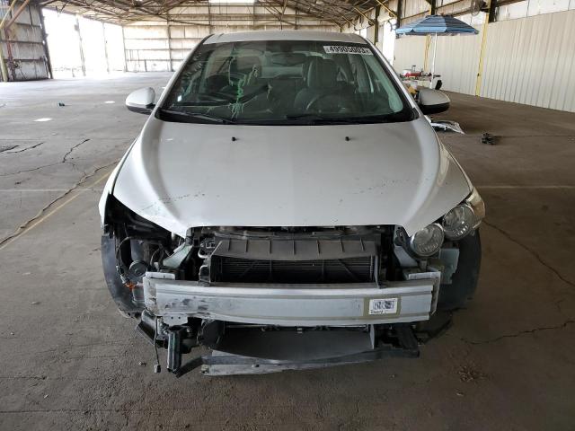 1G1JA6SH2G4174591 - 2016 CHEVROLET SONIC LS თეთრი ფოტო 5