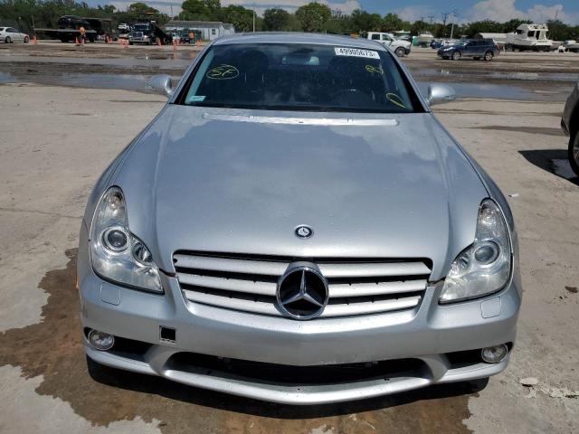 WDDDJ76X36A026841 - 2006 MERCEDES-BENZ CLS 55 AMG SILVER photo 5