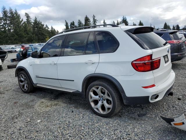 5UXZW0C57CL666576 - 2012 BMW X5 XDRIVE35D WHITE photo 2