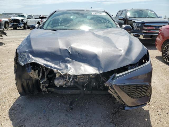 4T1G11AK3PU741971 - 2023 TOYOTA CAMRY SE NIGHT SHADE GRAY photo 5