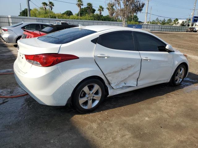 5NPDH4AE2DH387400 - 2013 HYUNDAI ELANTRA GLS WHITE photo 3