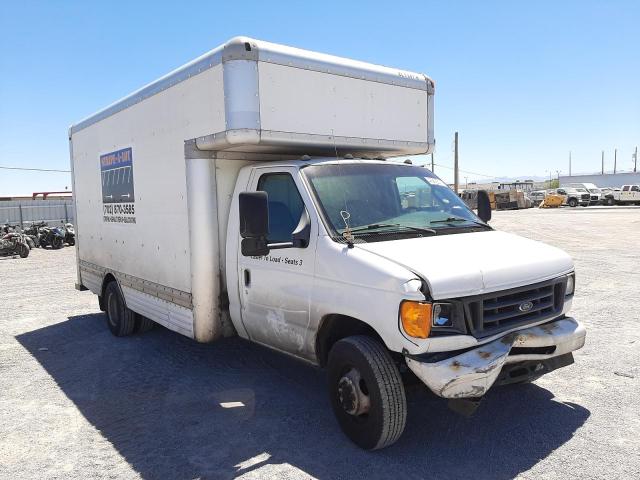 1FDXE45S76HA78797 - 2006 FORD ECONOLINE E450 SUPER DUTY CUTAWAY VAN WHITE photo 1