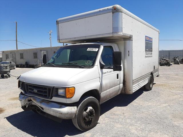 1FDXE45S76HA78797 - 2006 FORD ECONOLINE E450 SUPER DUTY CUTAWAY VAN WHITE photo 2