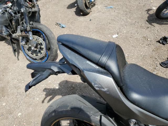 ML5EXER12PDA87359 - 2023 KAWASAKI EX650 R BLACK photo 6