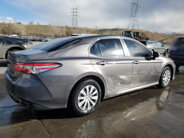 4T1B11HK8JU534564 - 2018 TOYOTA CAMRY L GRAY photo 3