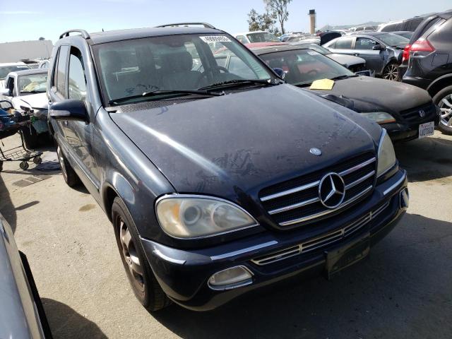 4JGAB57E04A465550 - 2004 MERCEDES-BENZ ML 350 BLACK photo 4