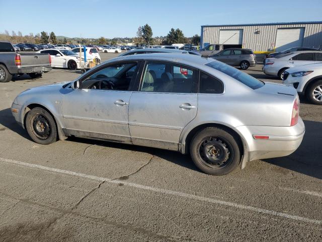 WVWRH63B44P053071 - 2004 VOLKSWAGEN PASSAT GLX ვერცხლისფერი ფოტო 2