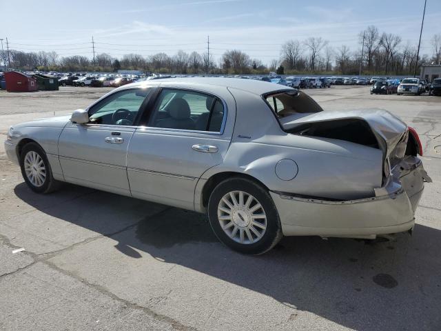 1LNHM81W94Y648223 - 2004 LINCOLN TOWN CAR EXECUTIVE BEIGE photo 2