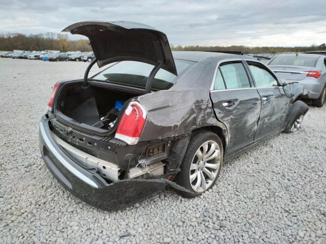 2C3CCAEG0KH613335 - 2019 CHRYSLER 300 LIMITED GRAY photo 4