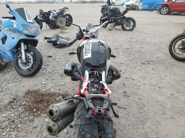 WB10L7303N6F87603 - 2022 BMW R NINE T SCRAMBLER BLACK photo 6