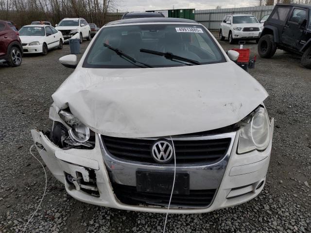 WVWFA71F59V011613 - 2009 VOLKSWAGEN EOS LUX 白色 照片 5