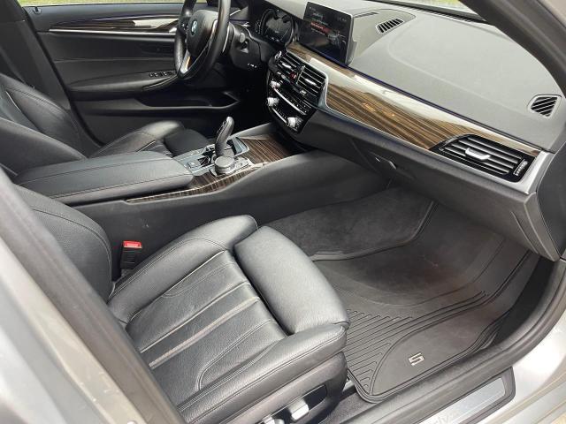 WBAJA9C57JB252943 - 2018 BMW 530E SILVER photo 5