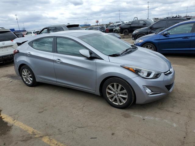 5NPDH4AE9GH688654 - 2016 HYUNDAI ELANTRA SE SILVER photo 4