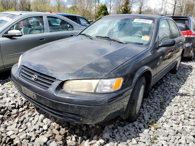 JT2BG22K0W0115746 - 1998 TOYOTA CAMRY CE BLACK photo 1