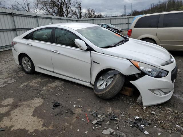 KMHEC4A4XEA113991 - 2014 HYUNDAI SONATA HYBRID WHITE photo 4