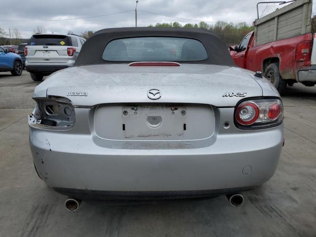 JM1NC25F560107348 - 2006 MAZDA MX-5 MIATA SILVER photo 6