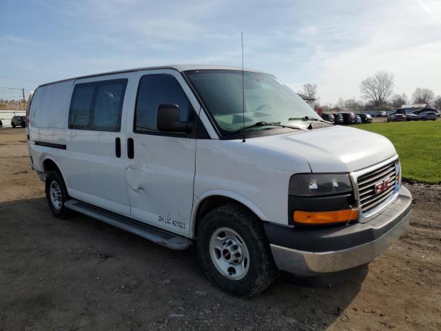 1GTW7AFG2J1912107 - 2018 GMC SAVANA G2500 WHITE photo 4