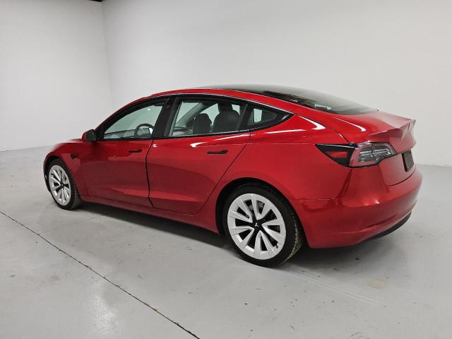 5YJ3E1EA8NF189530 - 2022 TESLA MODEL 3 RED photo 2