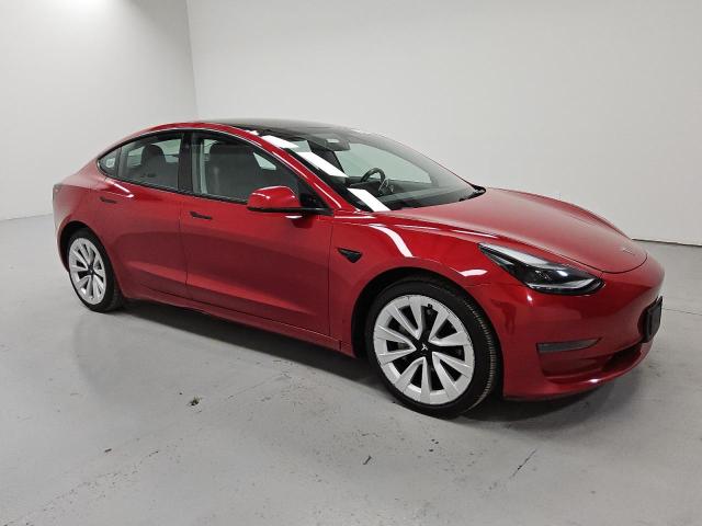 5YJ3E1EA8NF189530 - 2022 TESLA MODEL 3 RED photo 4