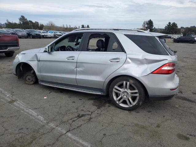 4JGDA5HB2EA382143 - 2014 MERCEDES-BENZ ML 350 4MATIC SILVER photo 2