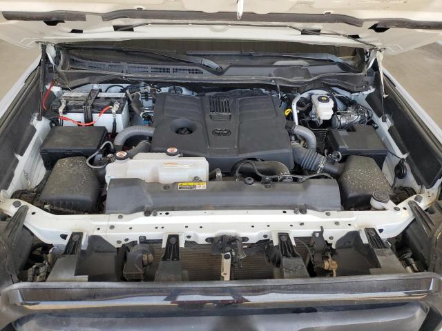 5TFKB5DB3PX118976 - 2023 TOYOTA TUNDRA CREWMAX SR SILVER photo 11