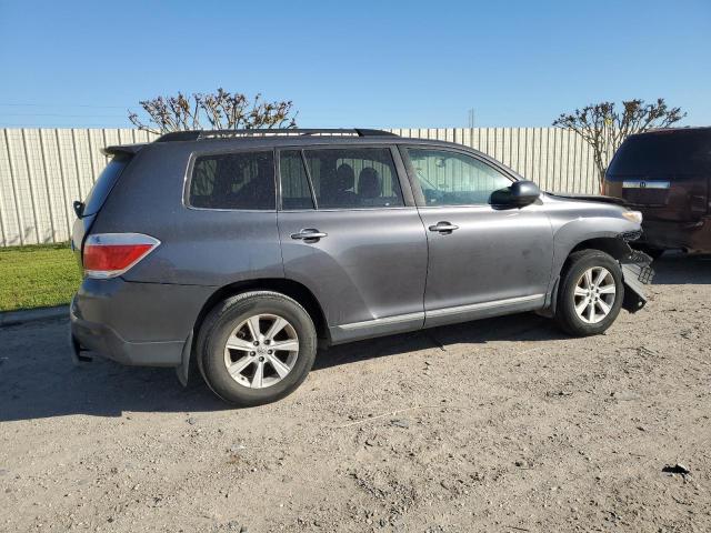 5TDBK3EH8CS124151 - 2012 TOYOTA HIGHLANDER BASE GRAY photo 3