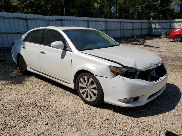 4T1BK3DB7BU430583 - 2011 TOYOTA AVALON BASE WHITE photo 4